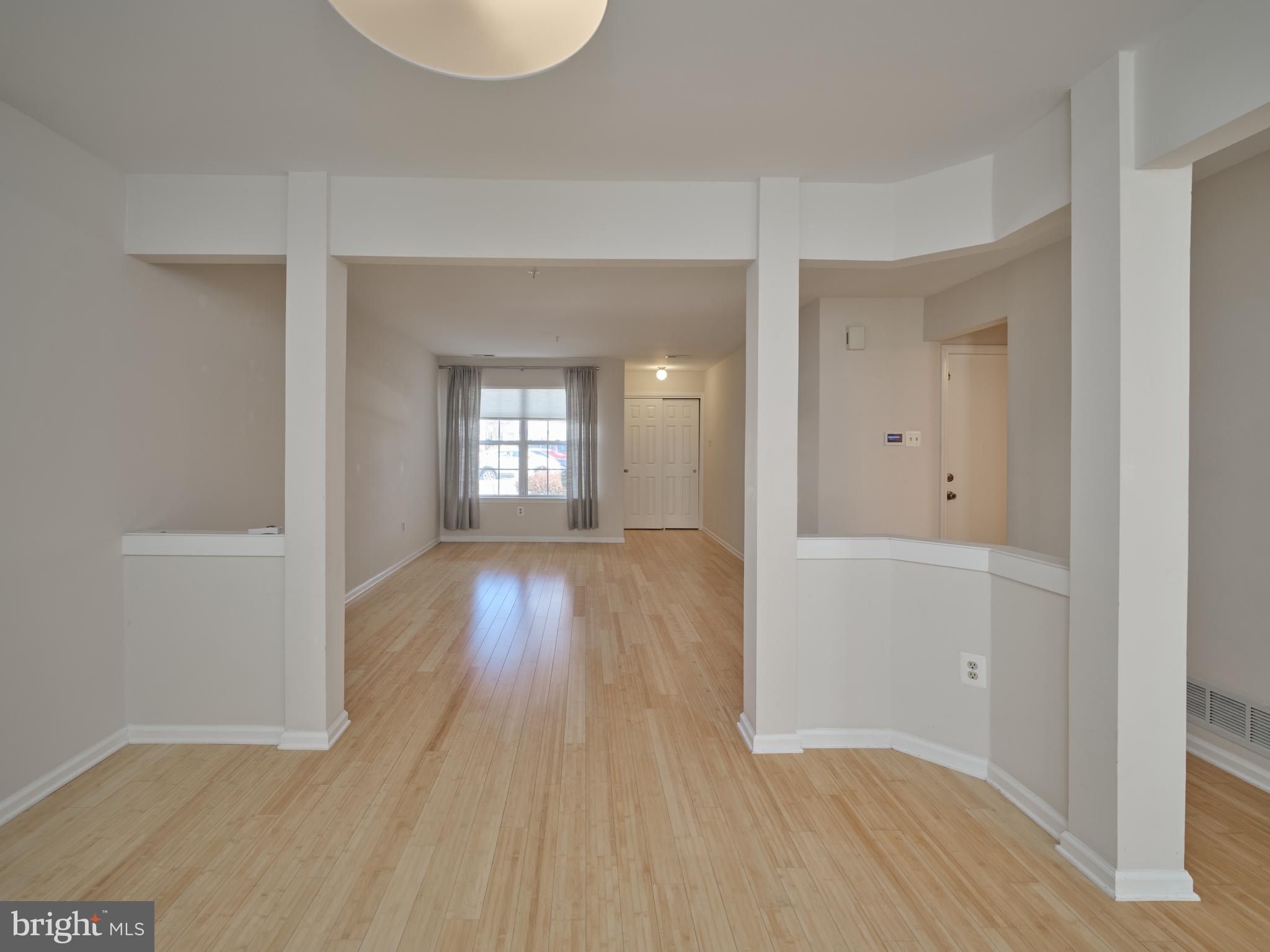 509 WATERFORD CT #82