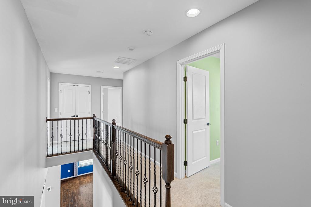 1145 Lynch Cir