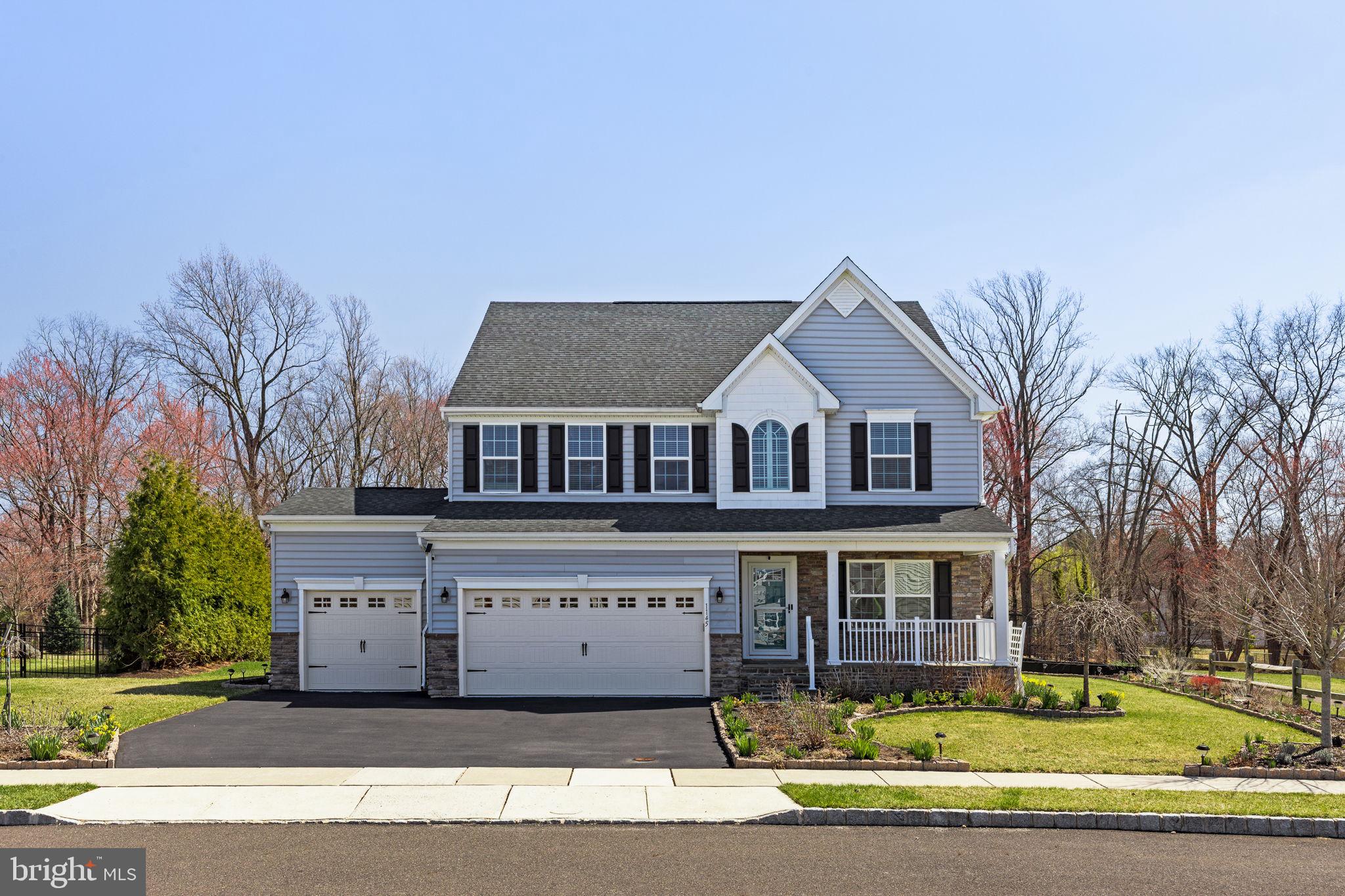 1145 Lynch Cir