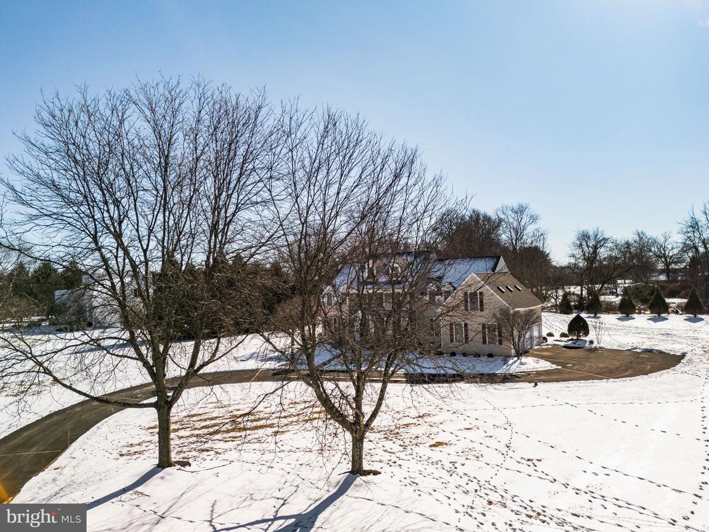 7 Valley View Dr