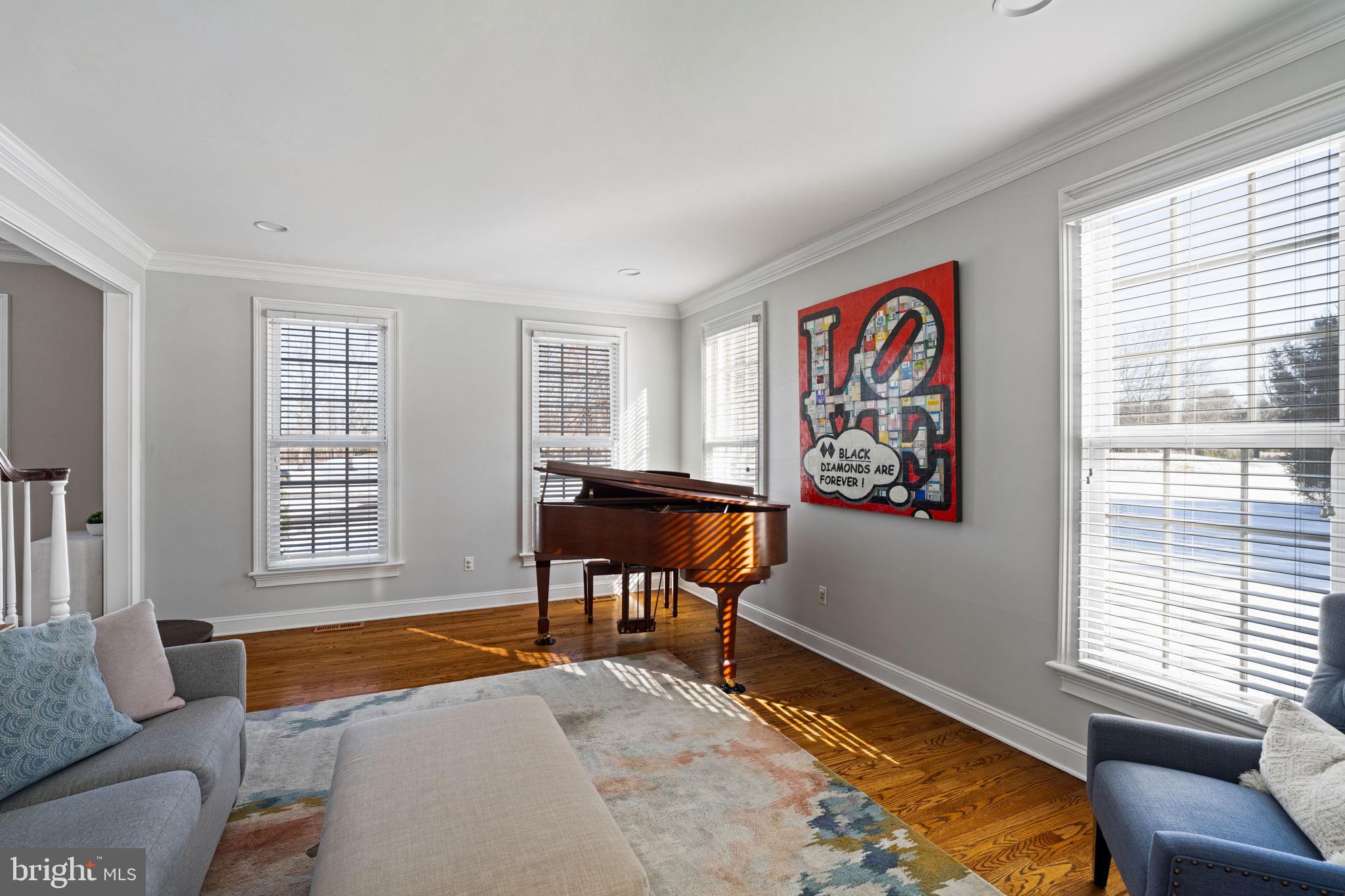 7 Valley View Dr