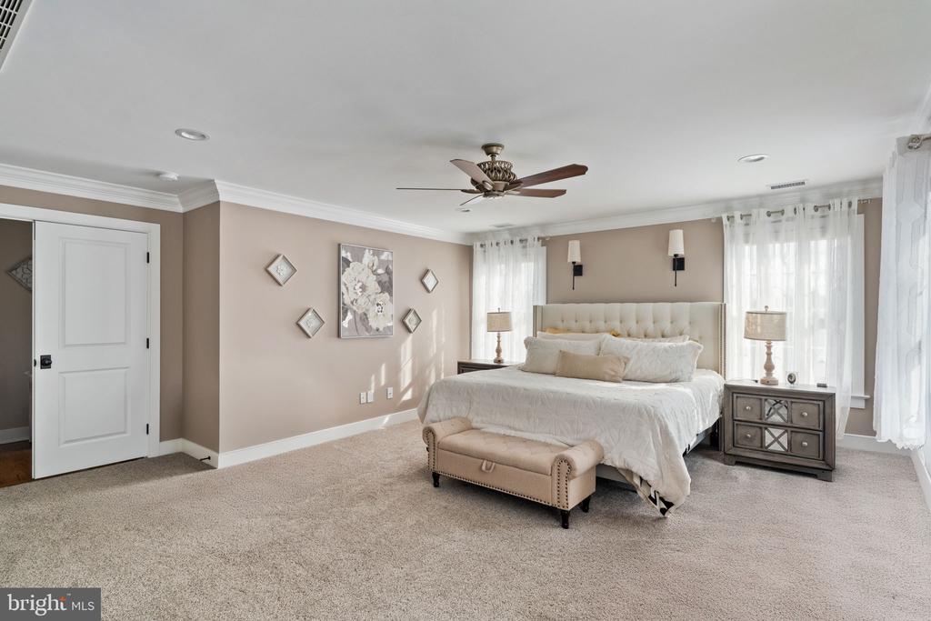 1406 Wrightstown Rd
