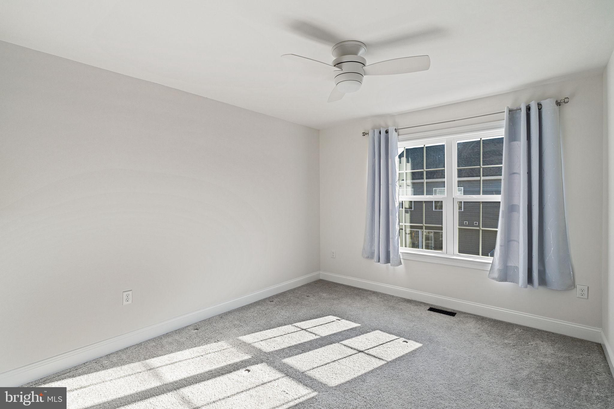 26 Hamilton St