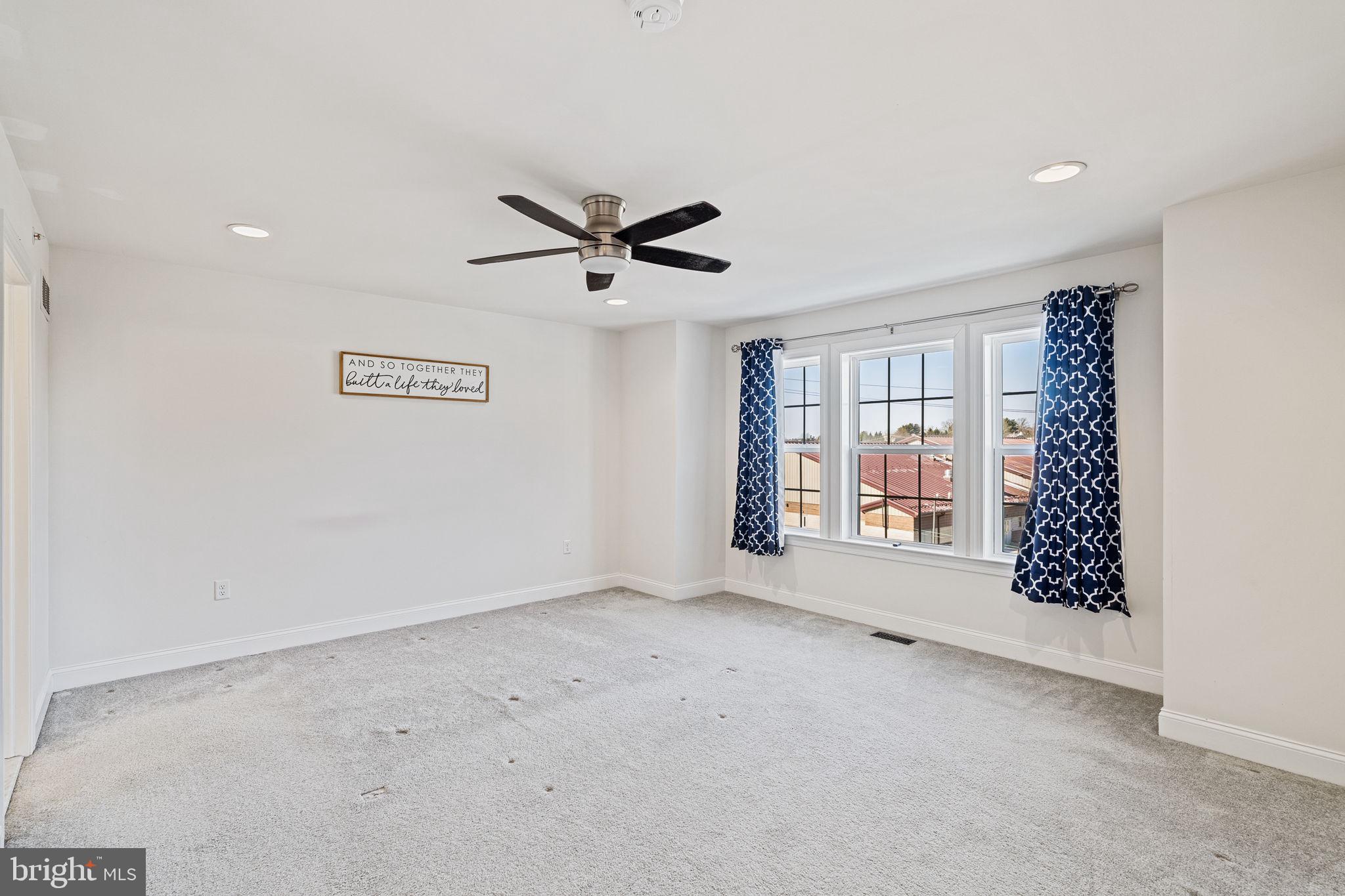 26 Hamilton St