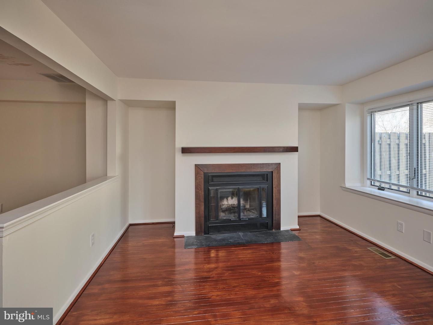 41 PARCHMENT DR