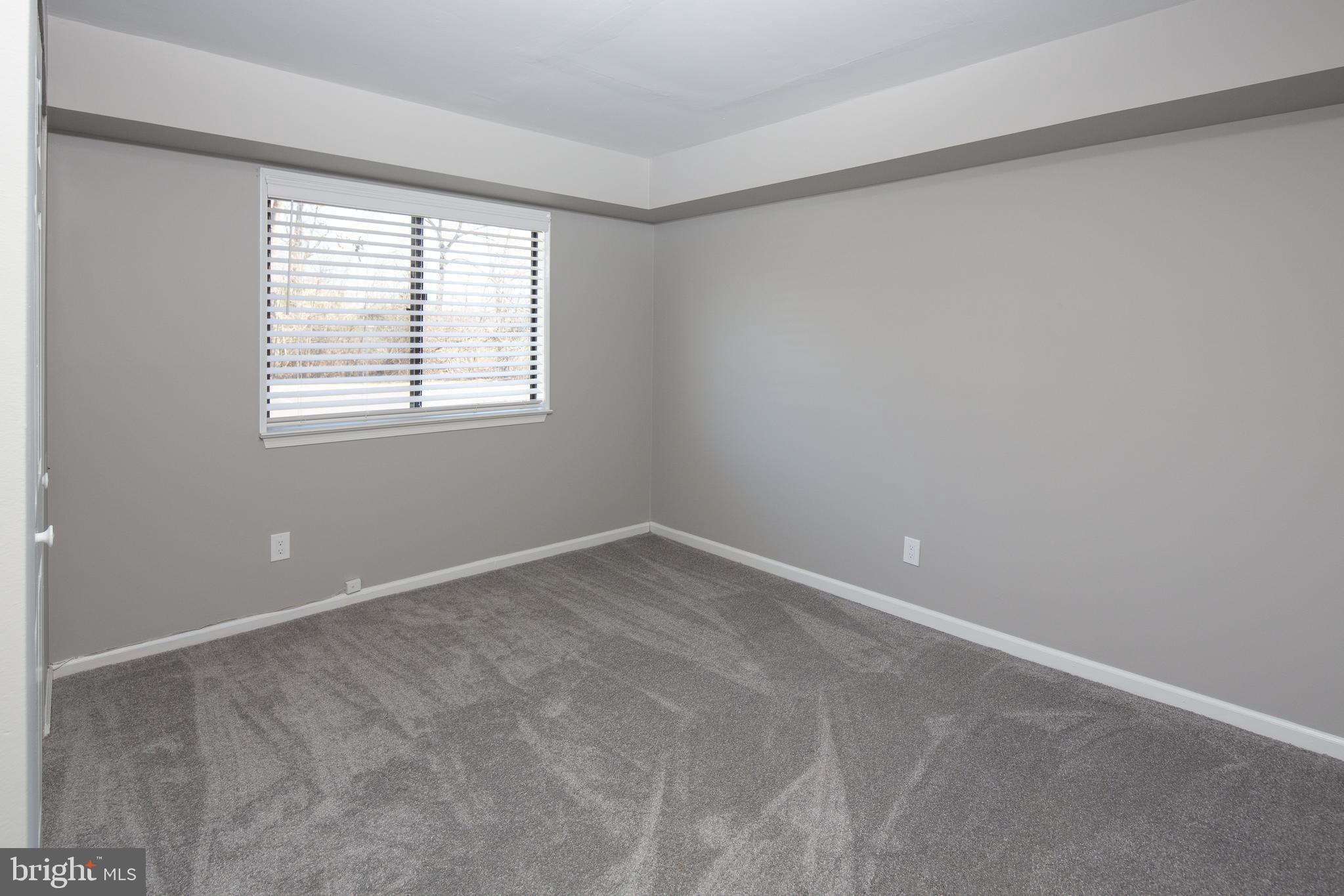 91 Hermitage Dr