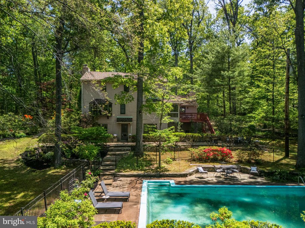 2667 Furlong Rd