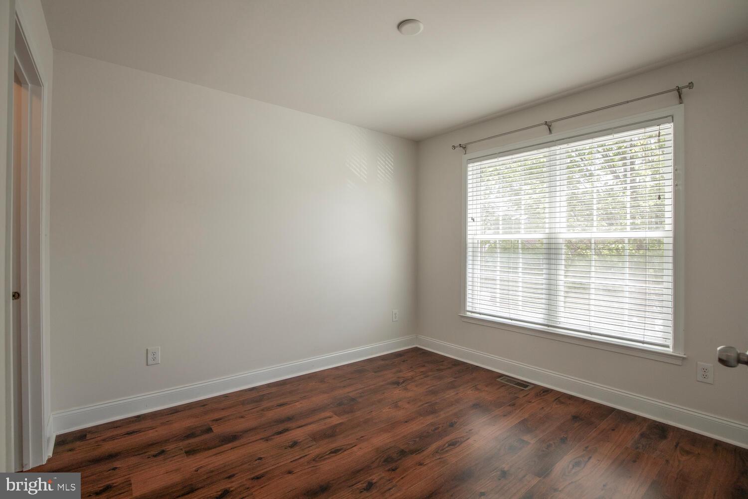 3048 E DORCHESTER ST #85