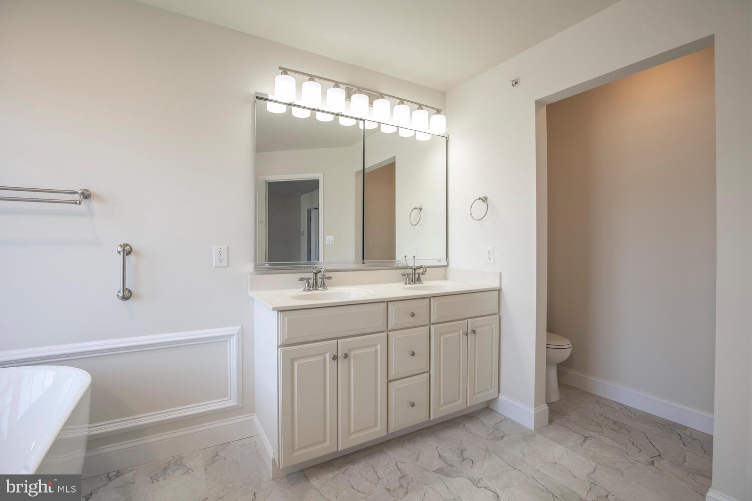 3048 E DORCHESTER ST #85