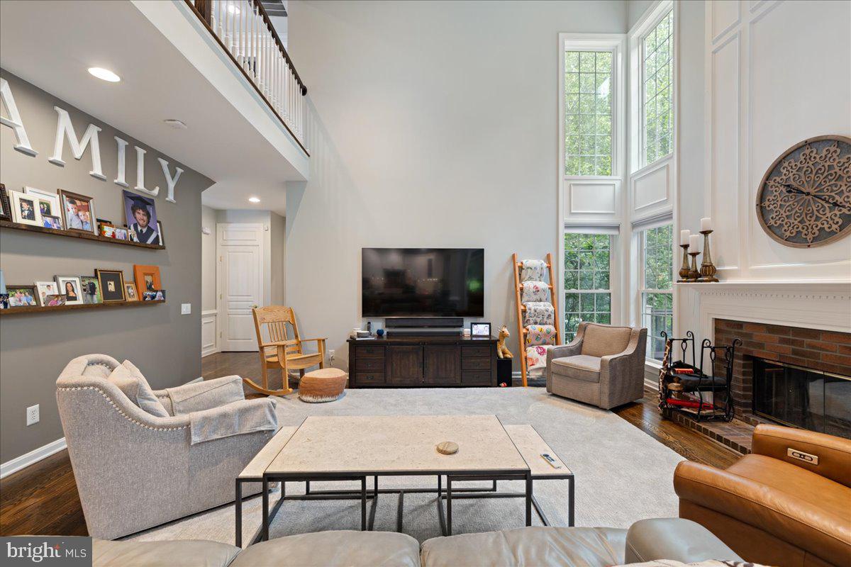 10 EAGLETON FARM ROAD