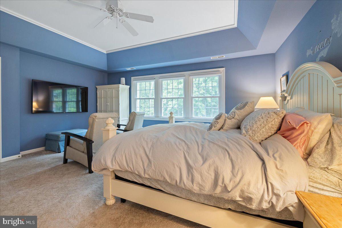 10 EAGLETON FARM ROAD