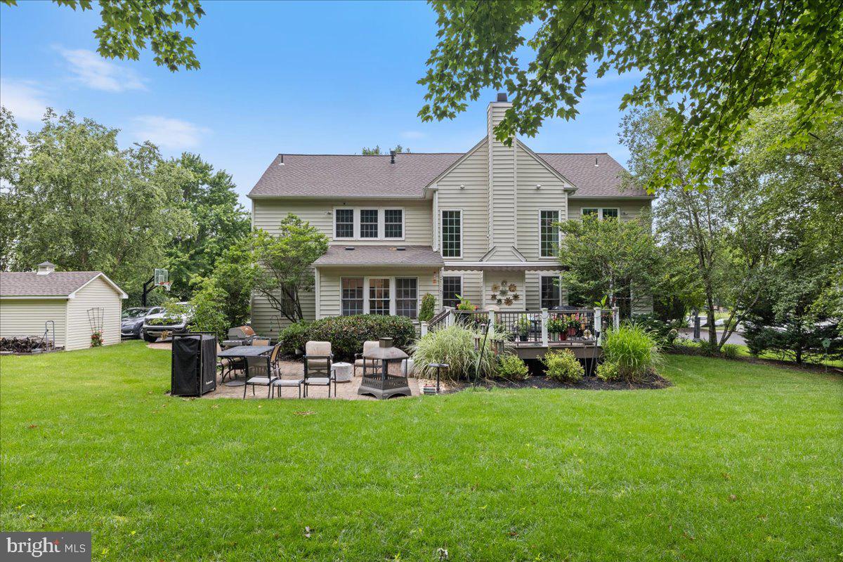 10 EAGLETON FARM ROAD