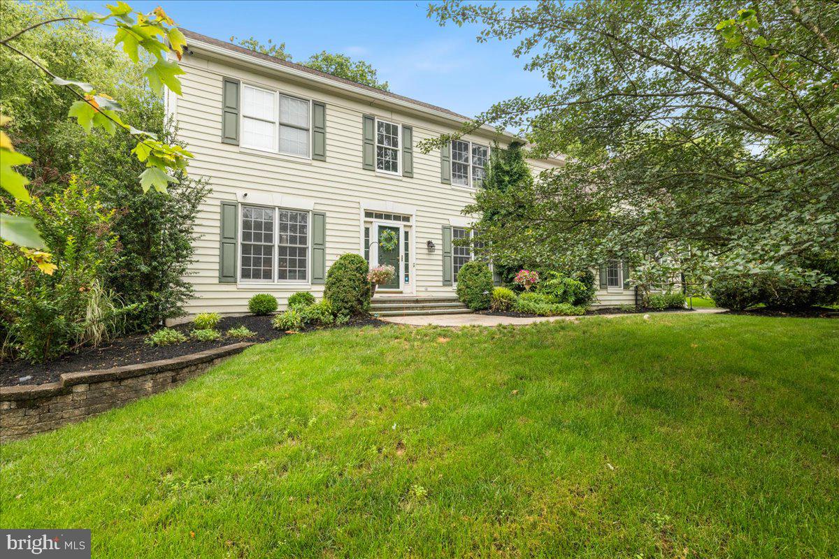 10 EAGLETON FARM ROAD