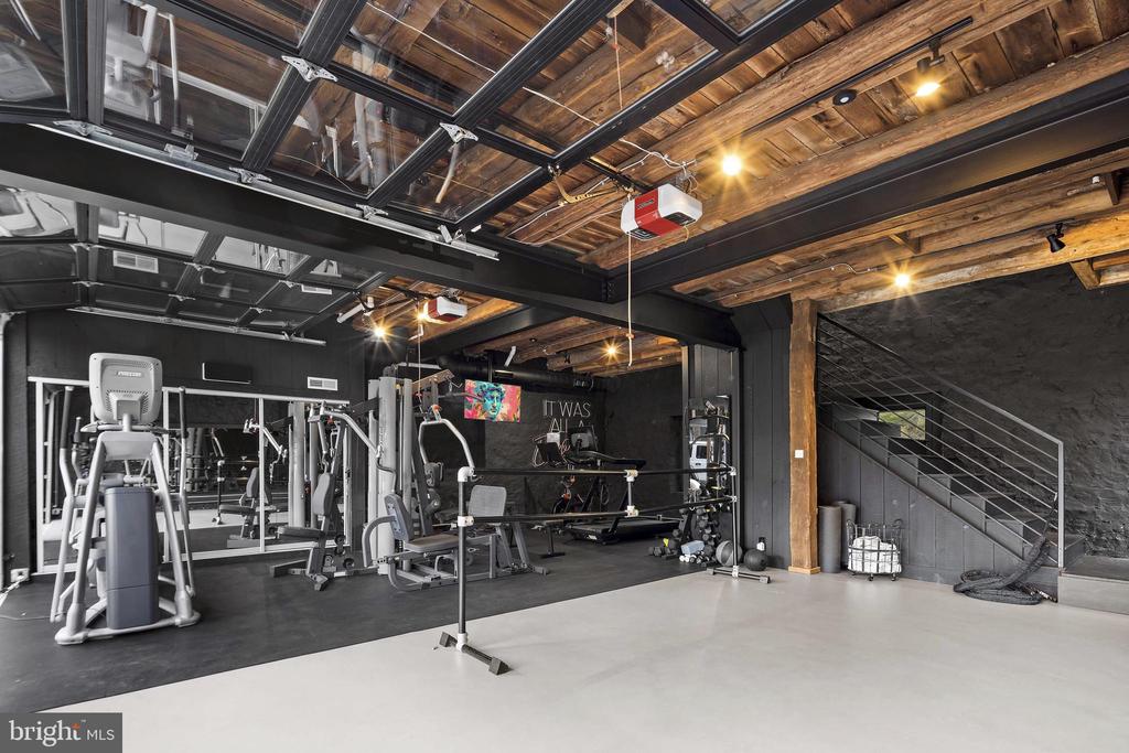 2169 Aquetong Rd