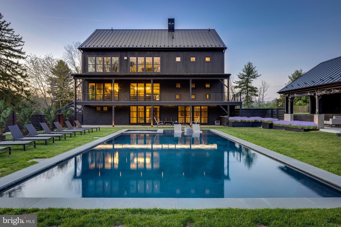 2169 Aquetong Rd