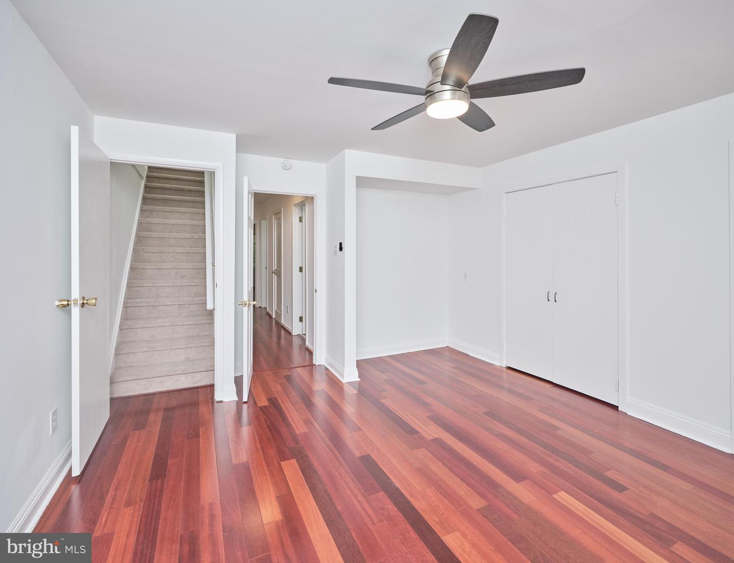 27 Arden Way