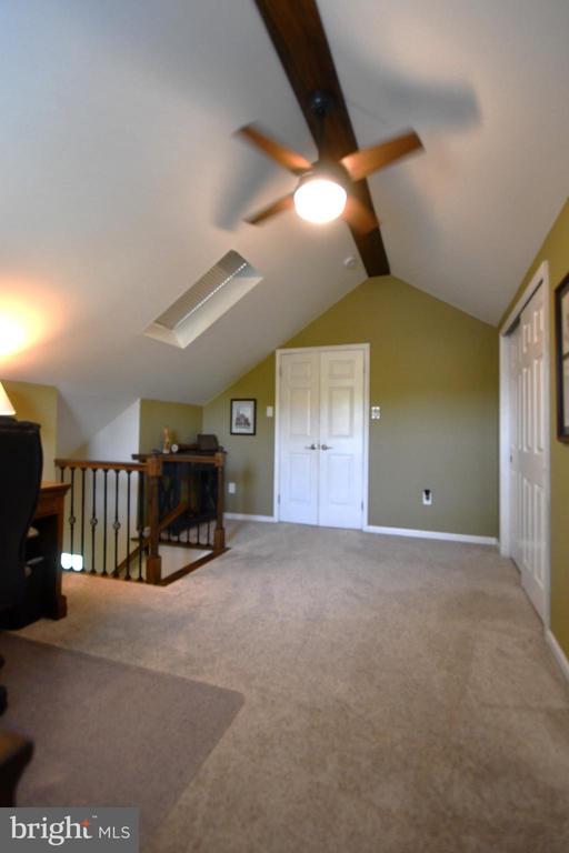 709 WYNNEWOOD DRIVE