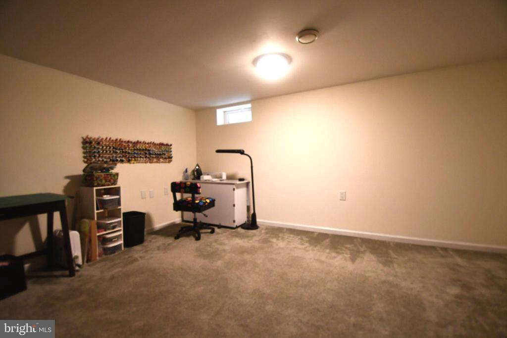 709 WYNNEWOOD DRIVE