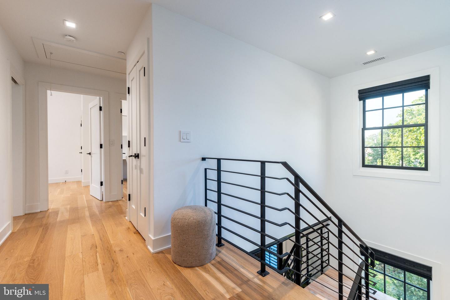 18 W Mechanic St #5