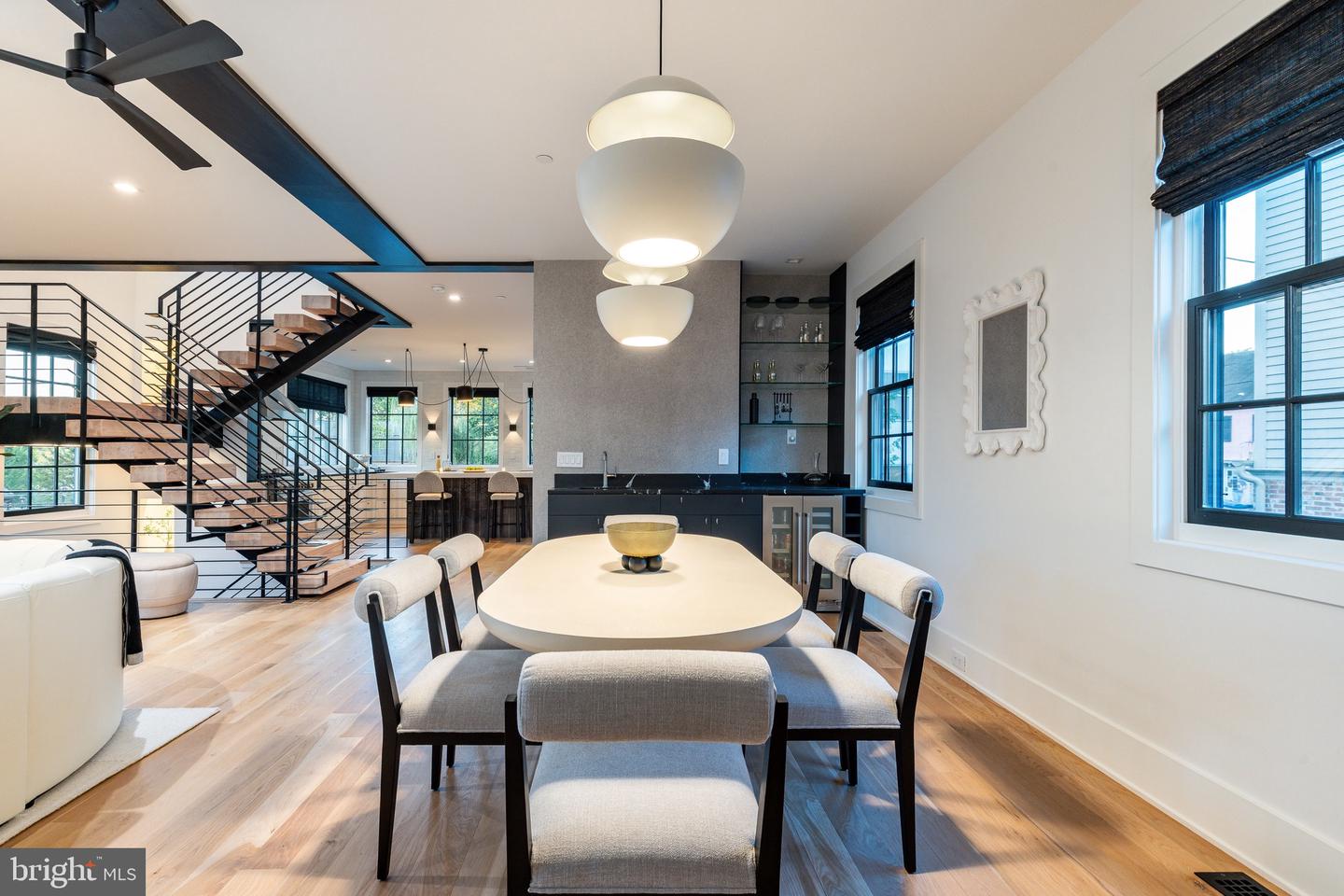 18 W Mechanic St #5
