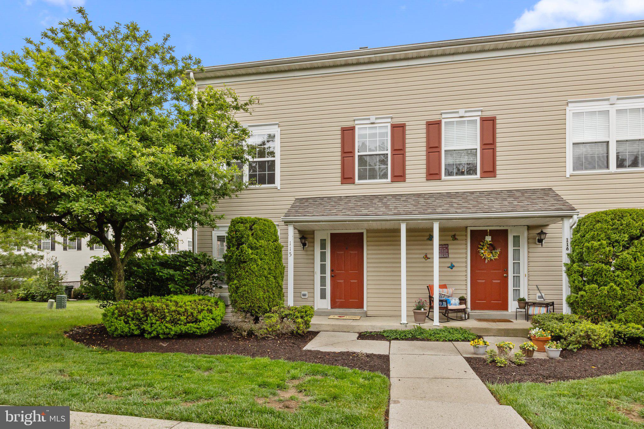 115 GOLDFINCH CT #237