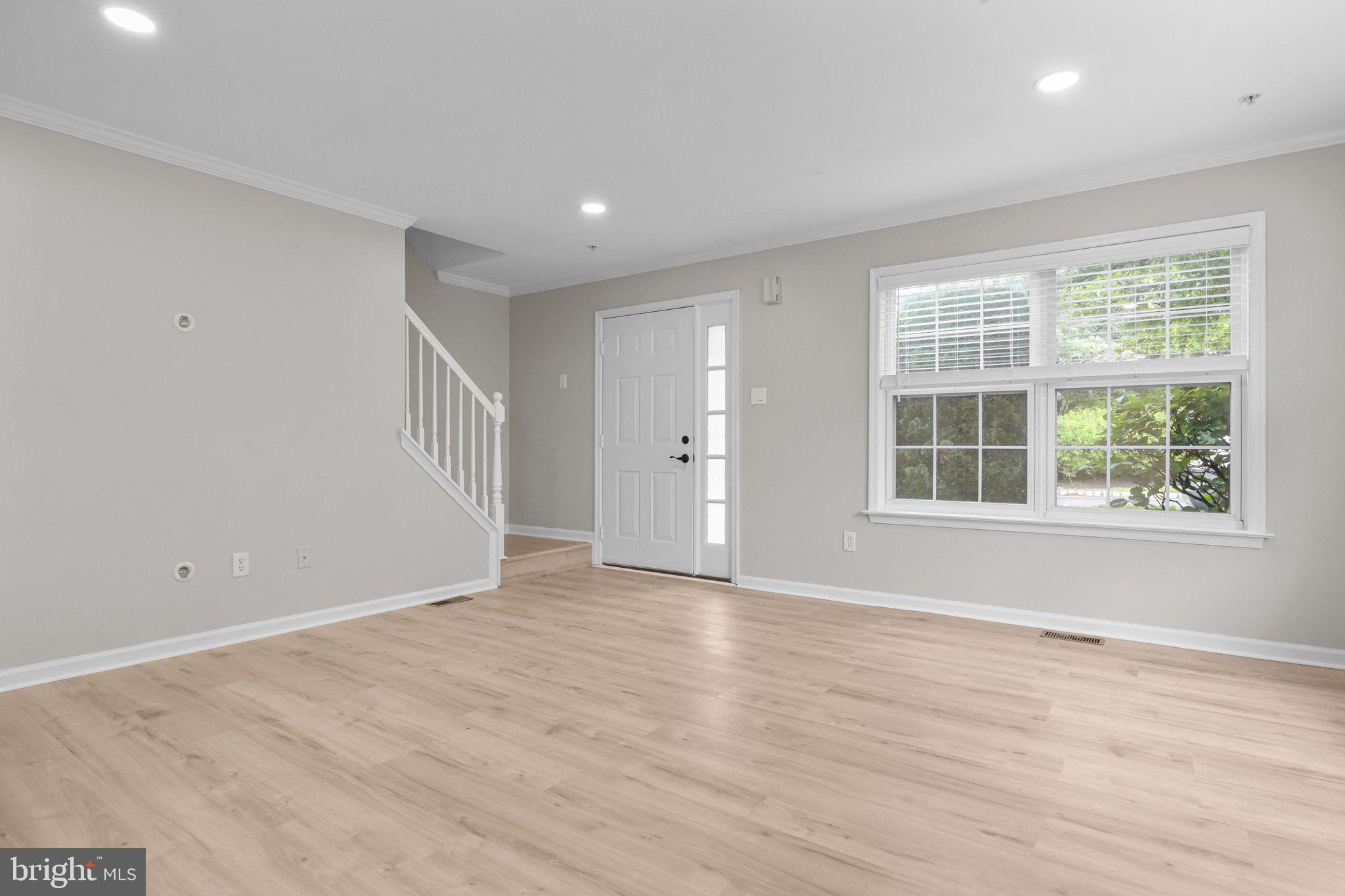 115 GOLDFINCH CT #237