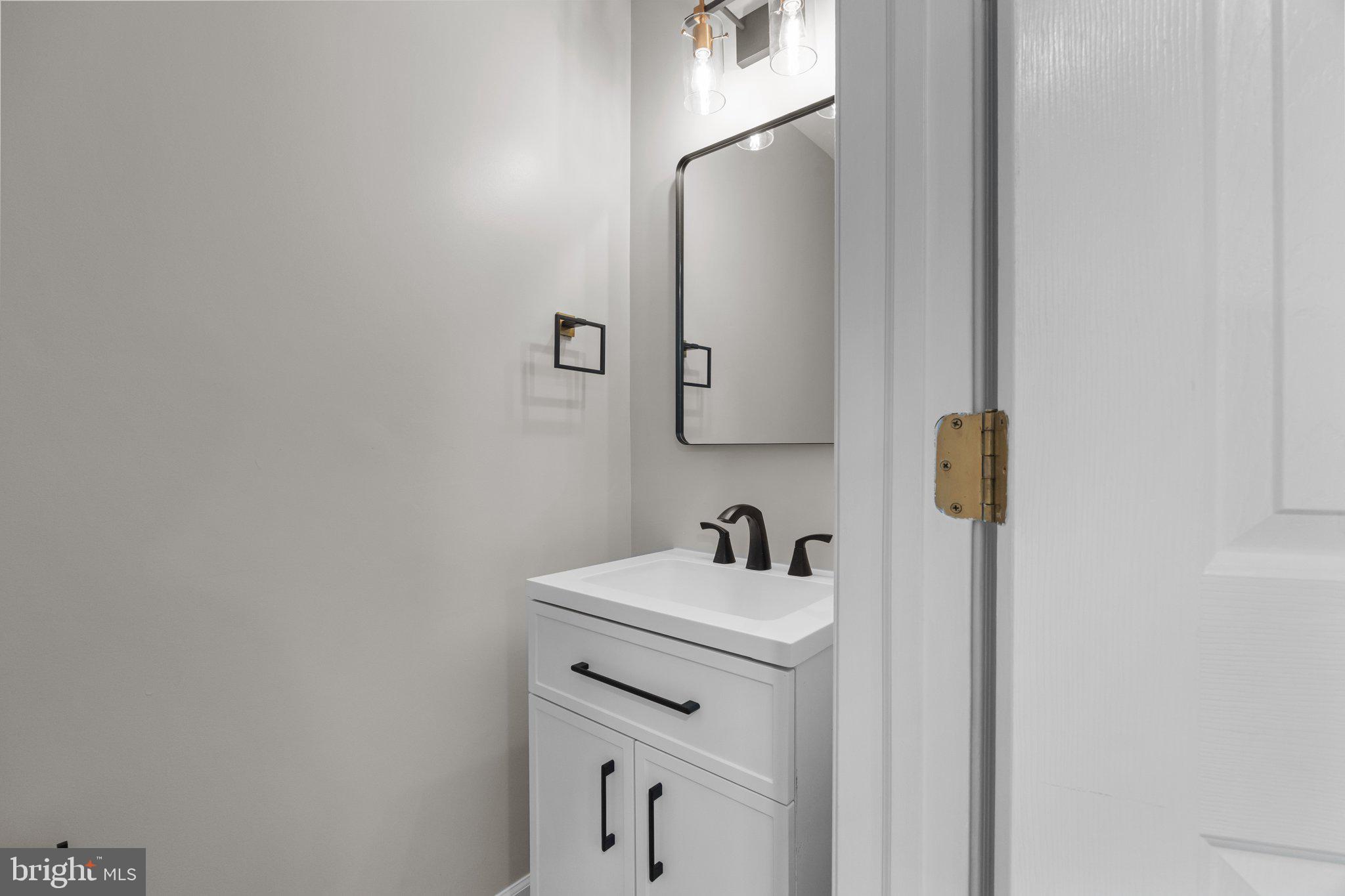 115 GOLDFINCH CT #237