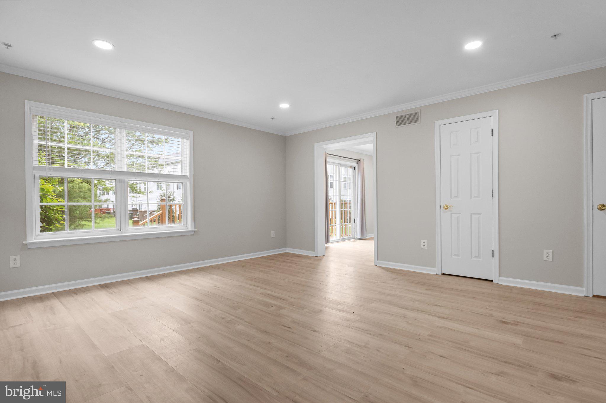 115 GOLDFINCH CT #237