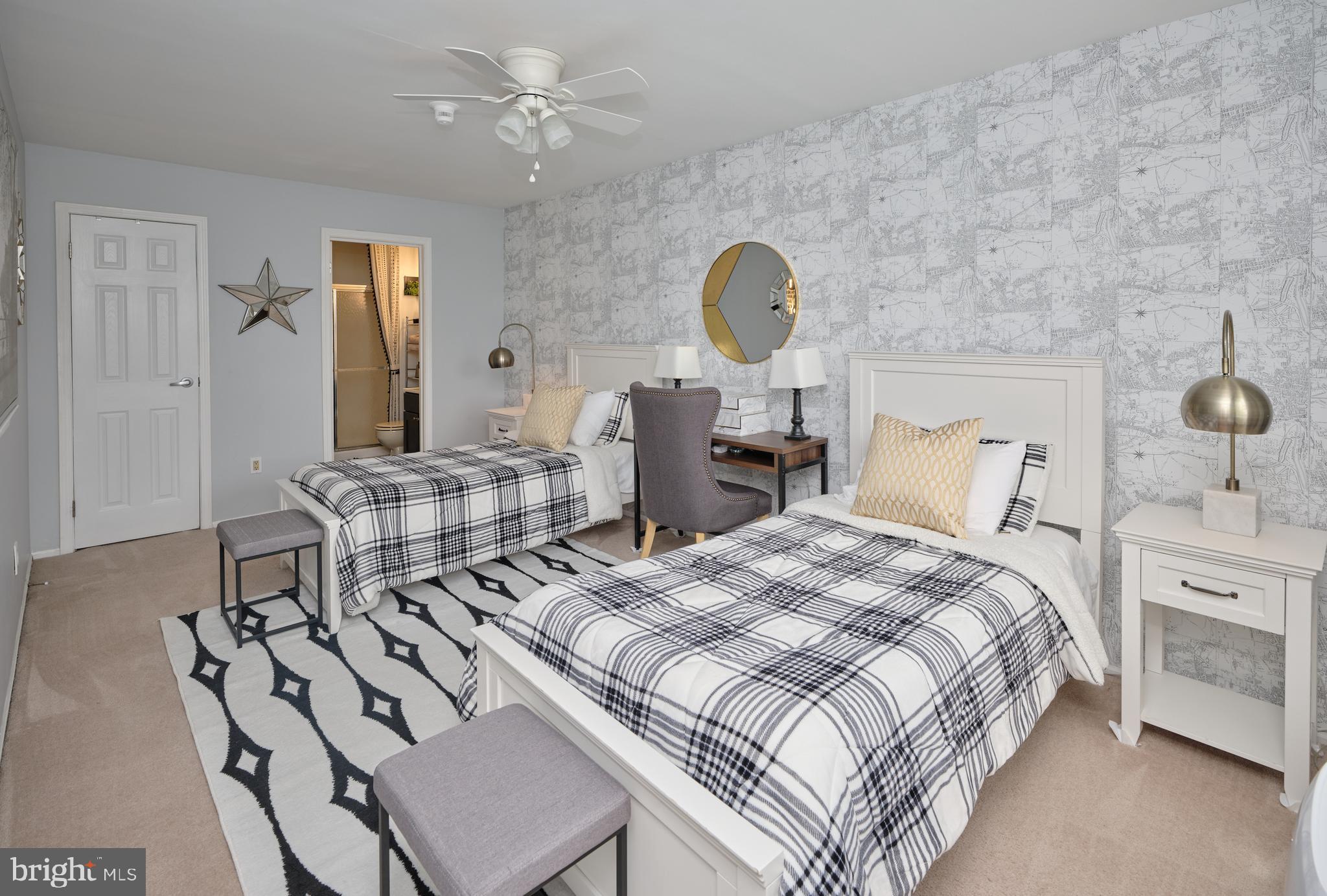 2204 SOCIETY PLACE B2