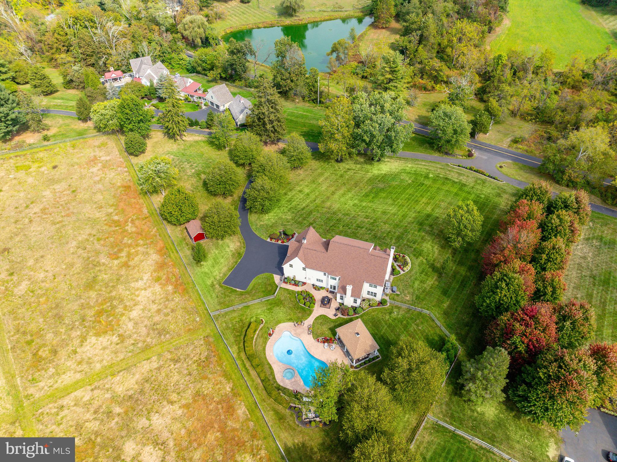 1100 PINEVILLE ROAD