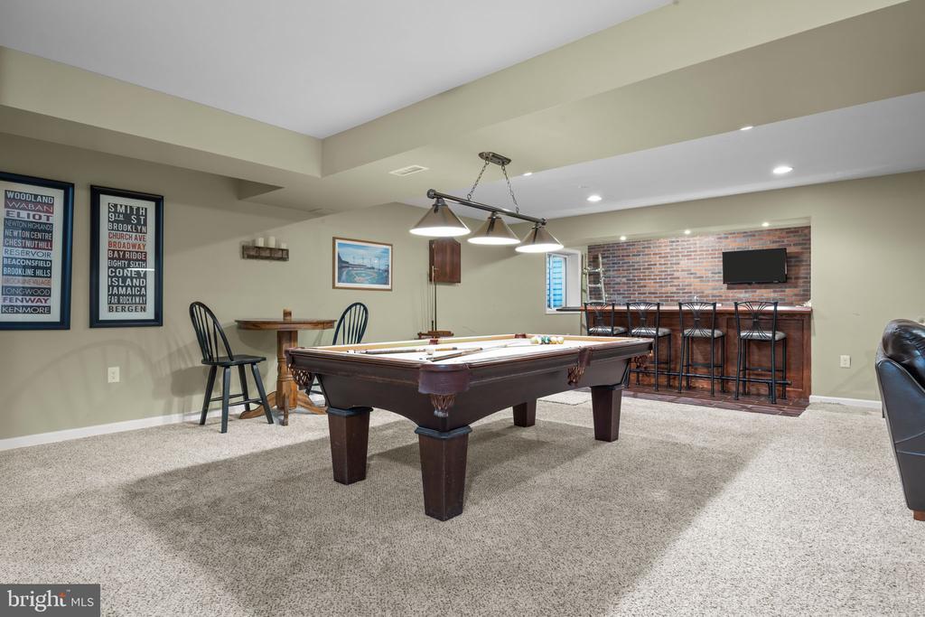 4748 BISHOP CIRCLE