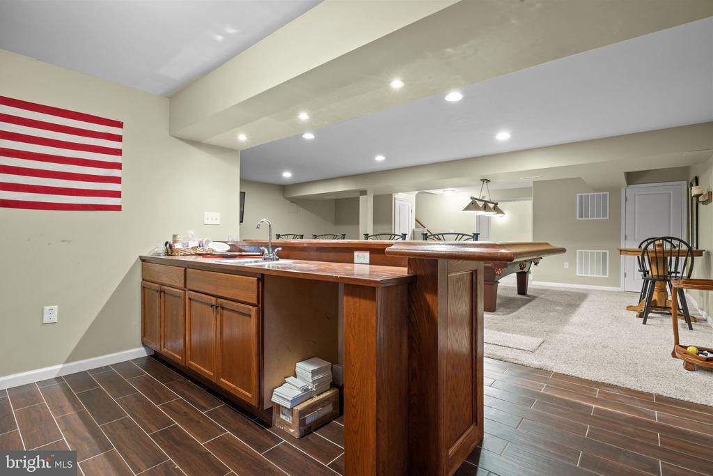 4748 BISHOP CIRCLE