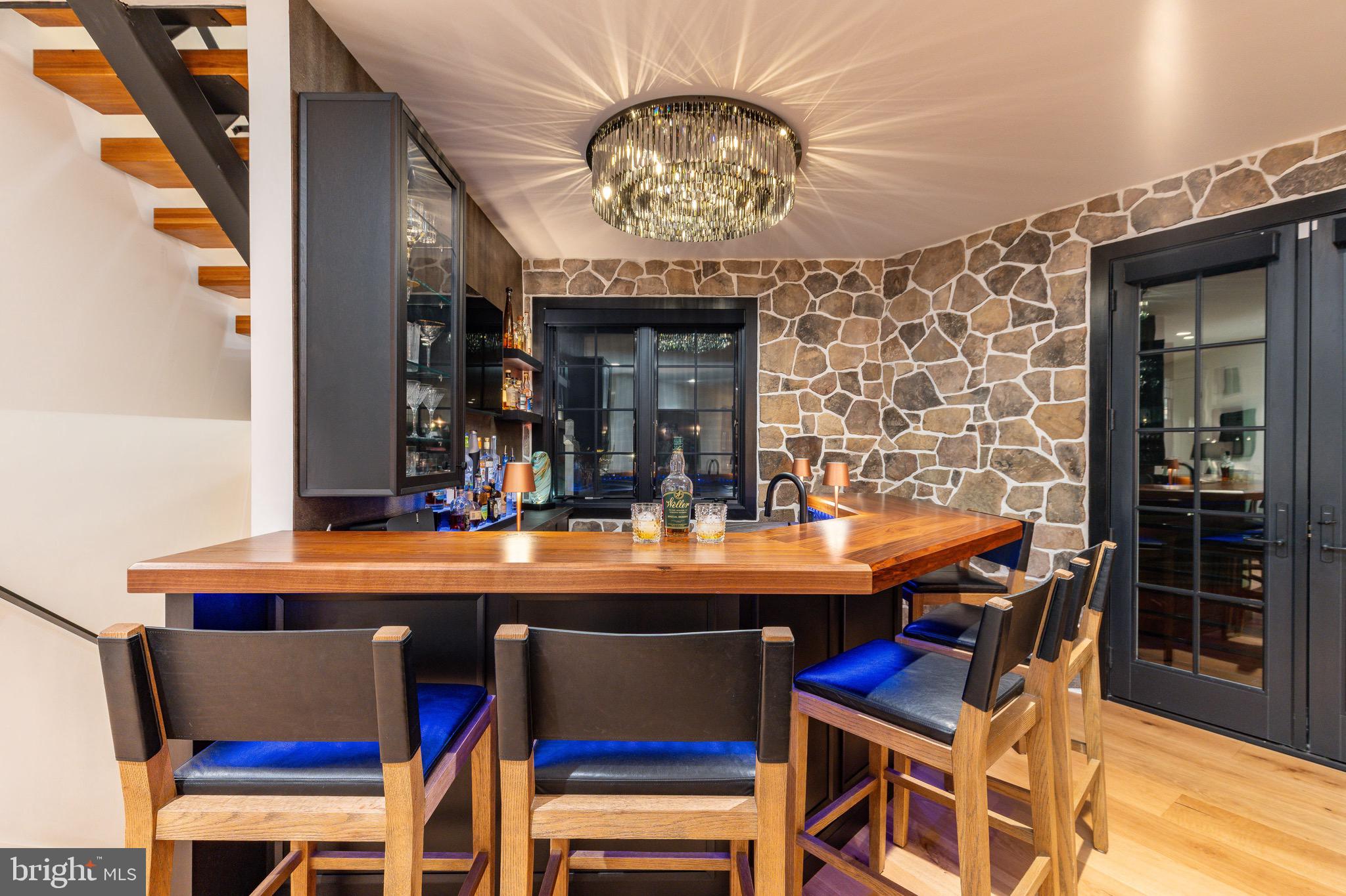 27 W MECHANIC STREET