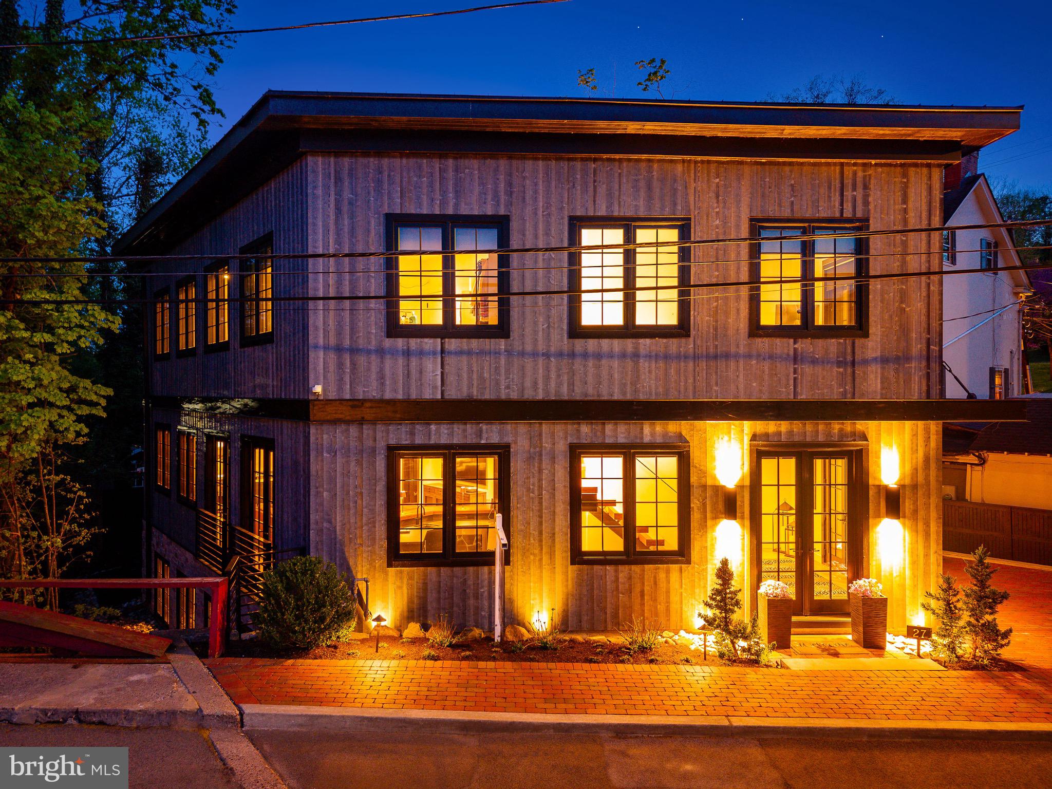 27 W MECHANIC STREET