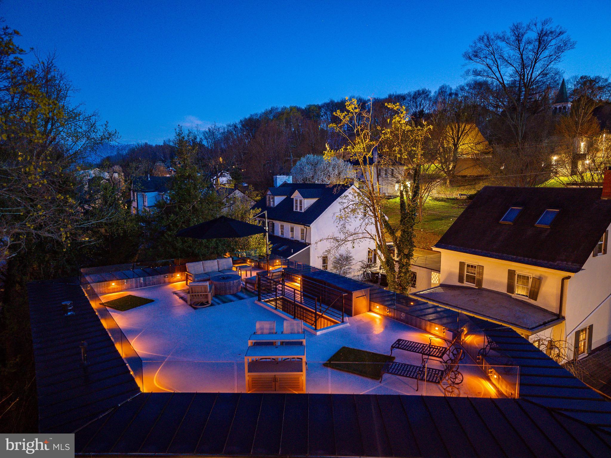 27 W MECHANIC STREET