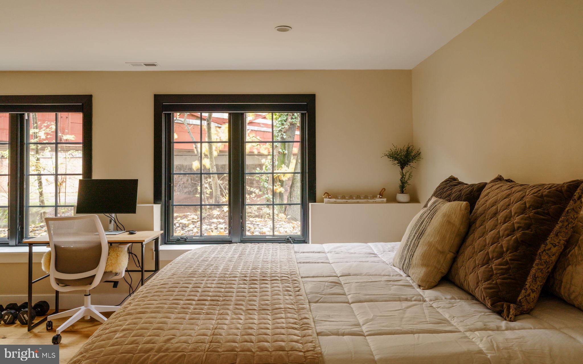 27 W MECHANIC STREET