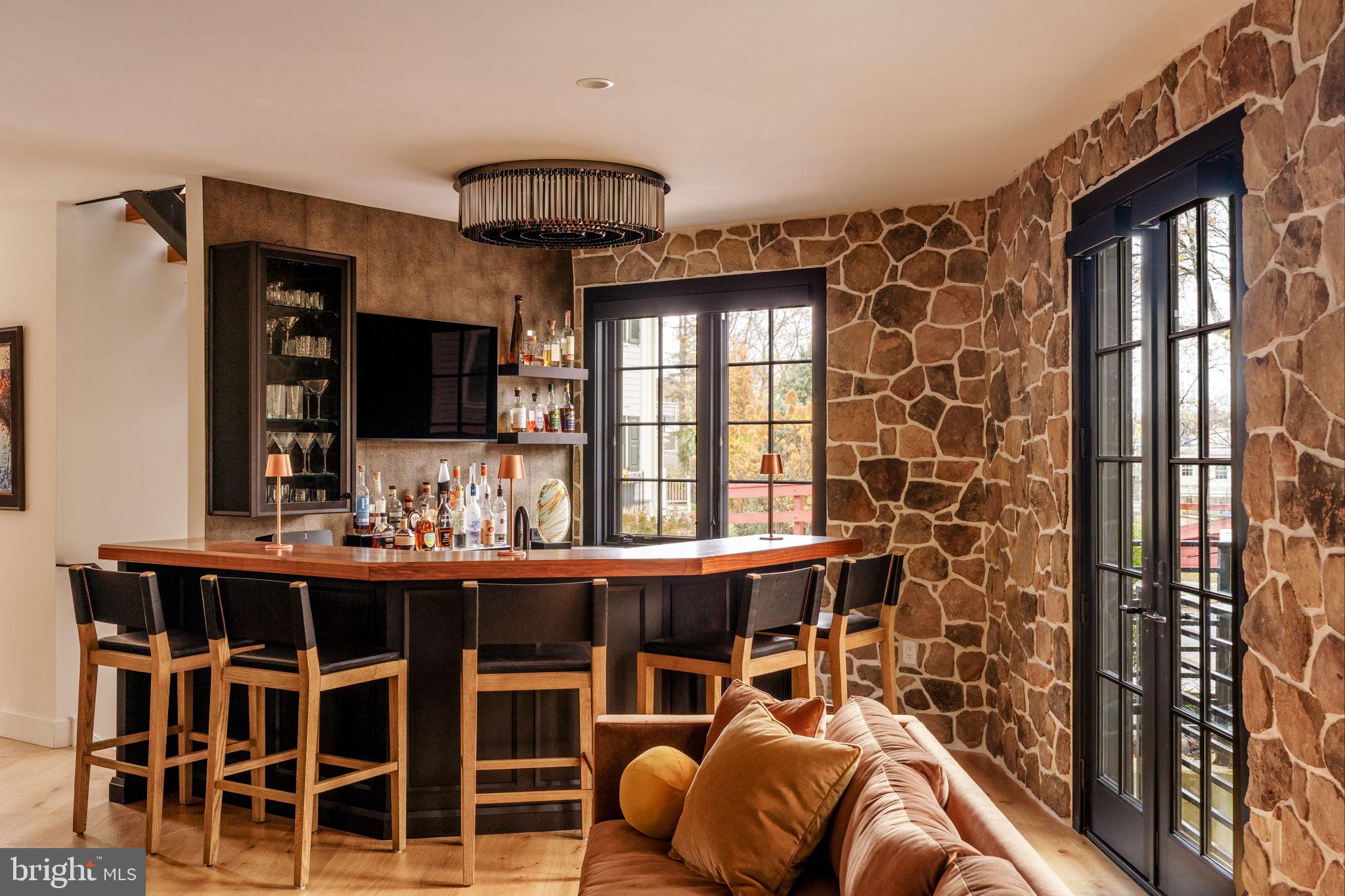 27 W MECHANIC STREET