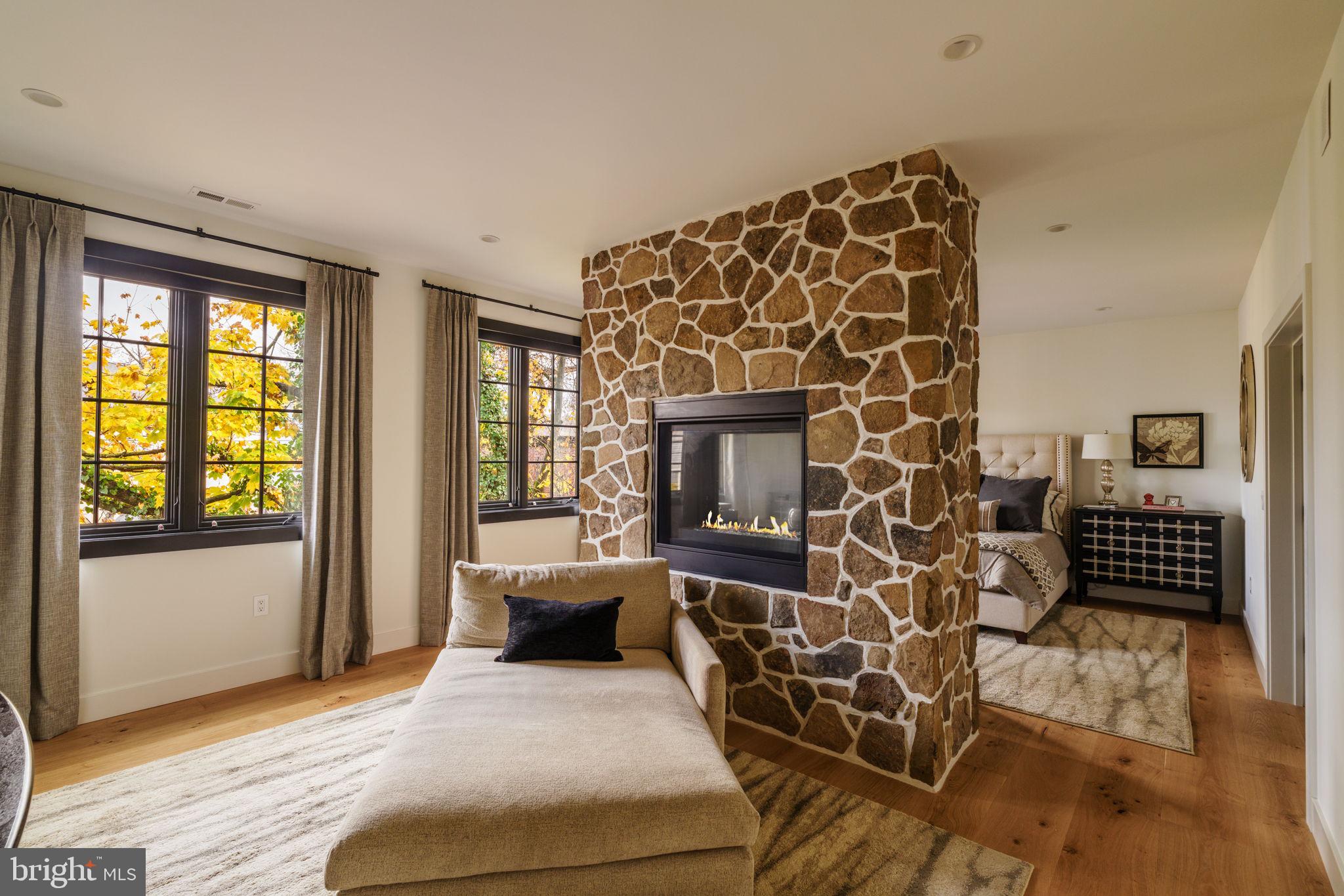 27 W MECHANIC STREET