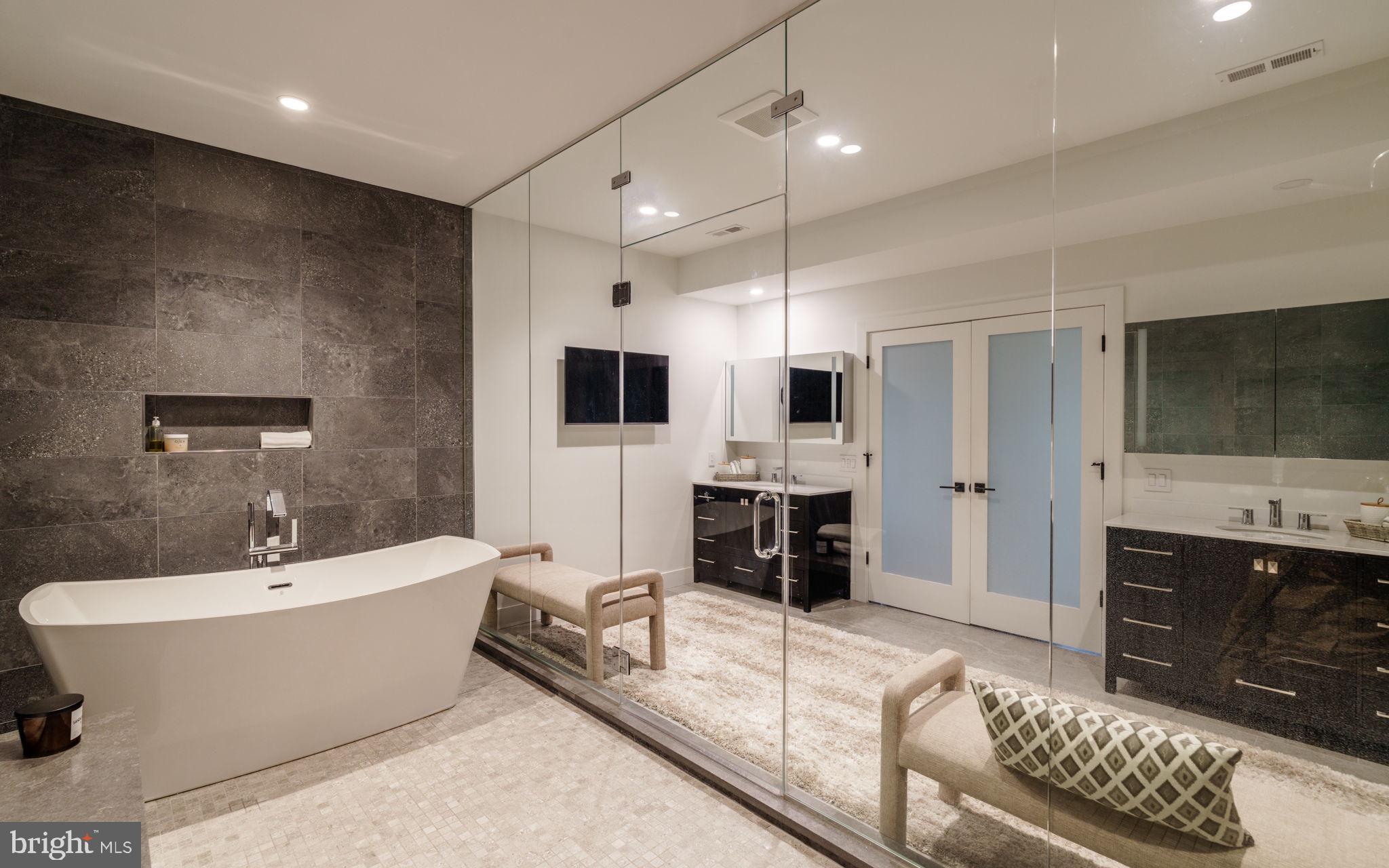 27 W MECHANIC STREET