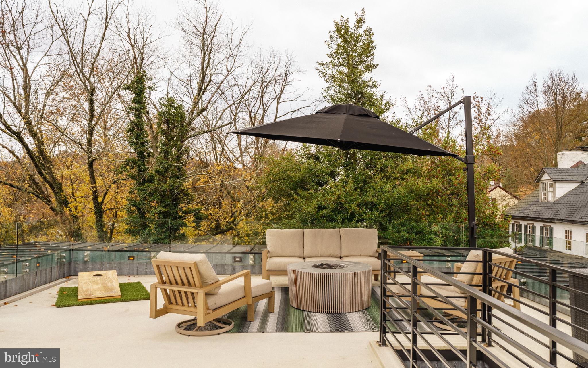 27 W MECHANIC STREET