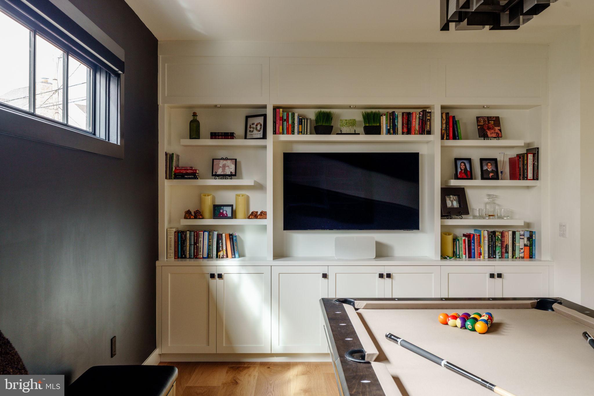 27 W MECHANIC STREET