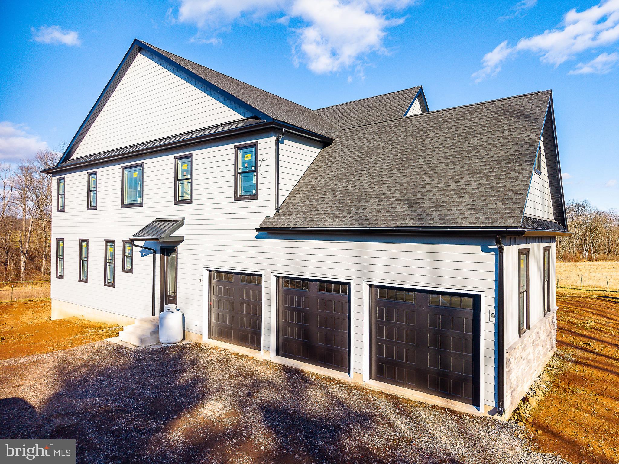 102 RAILROAD AVENUE