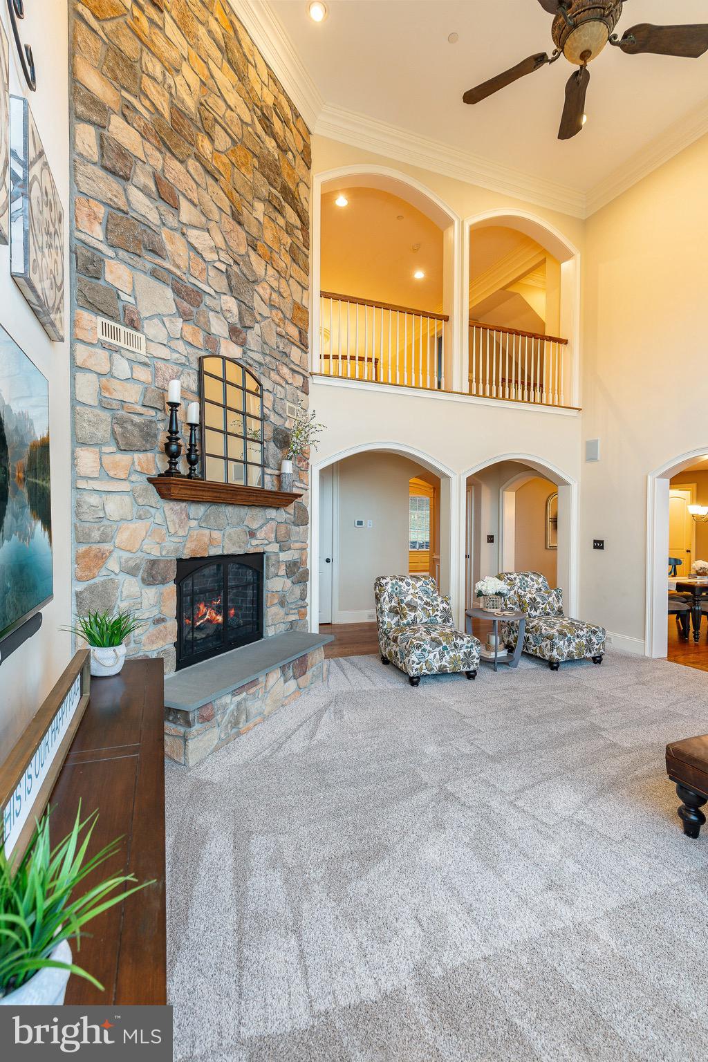 5829 RIDGEVIEW DRIVE