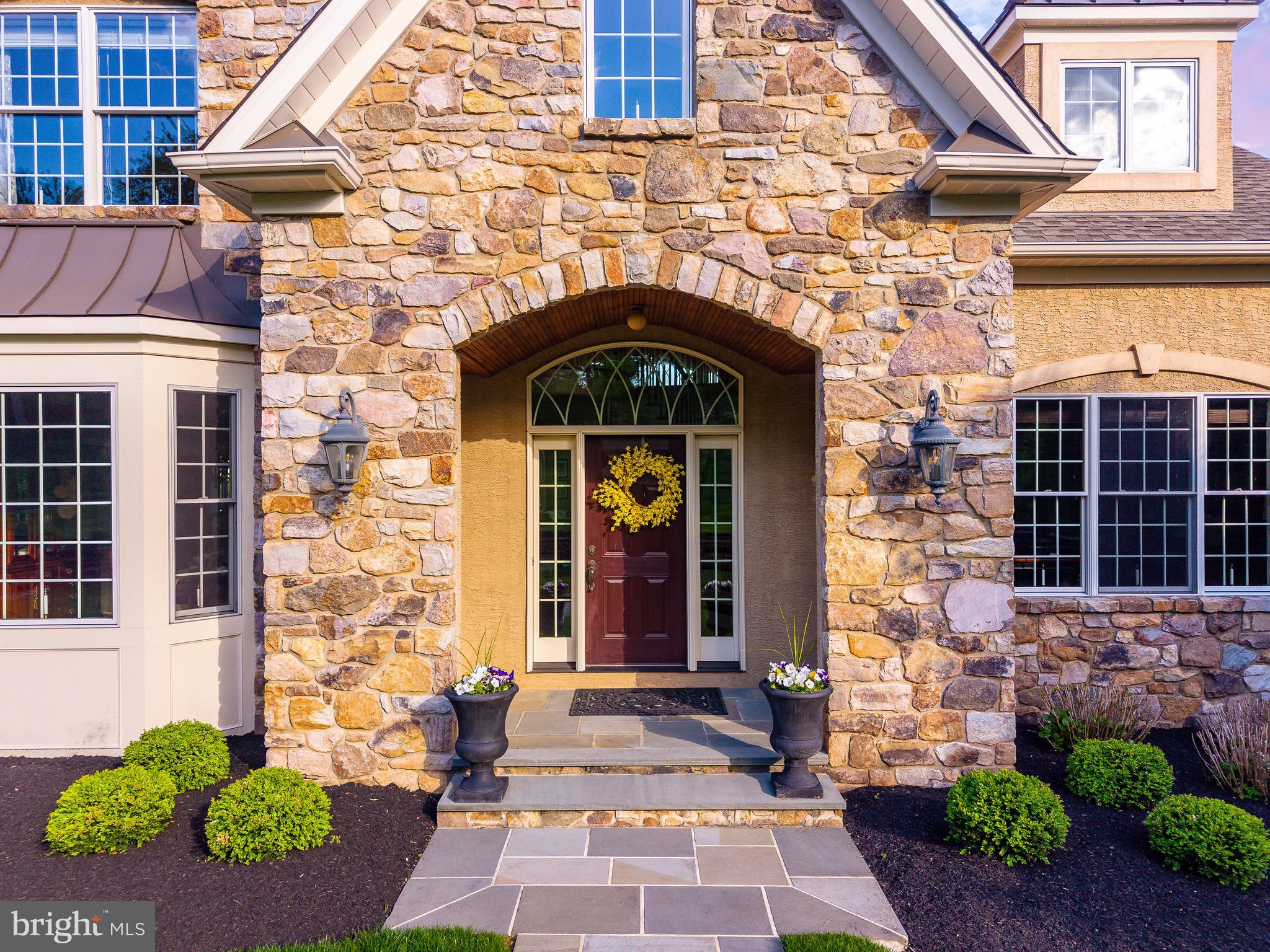 5829 RIDGEVIEW DRIVE