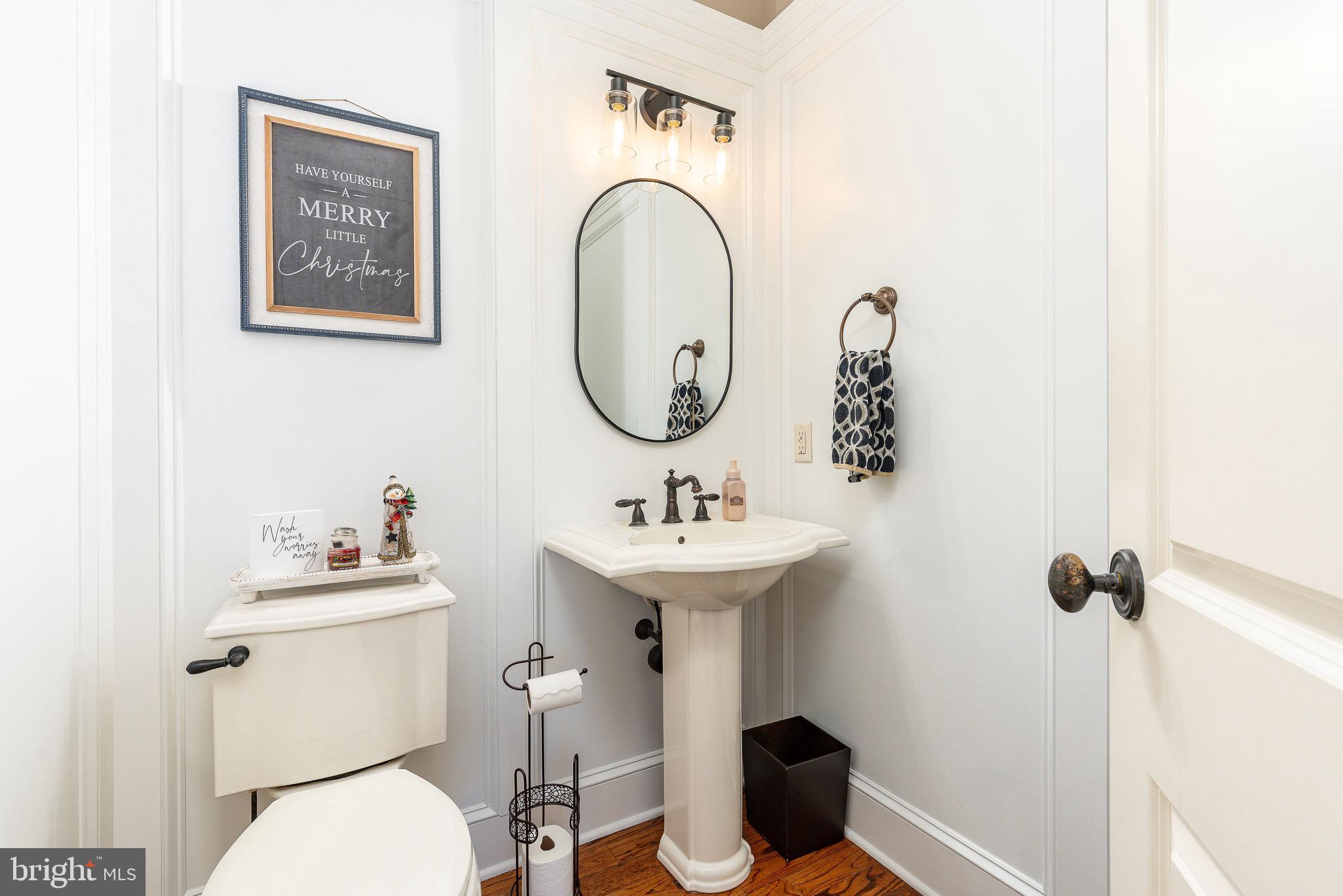 5829 RIDGEVIEW DRIVE