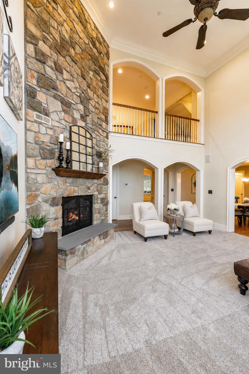 5829 RIDGEVIEW DRIVE