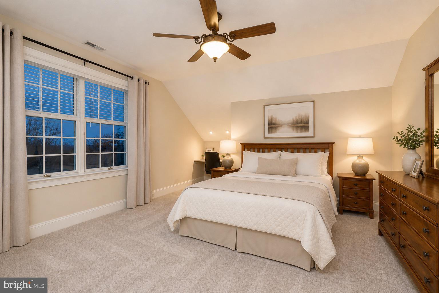 5829 RIDGEVIEW DRIVE