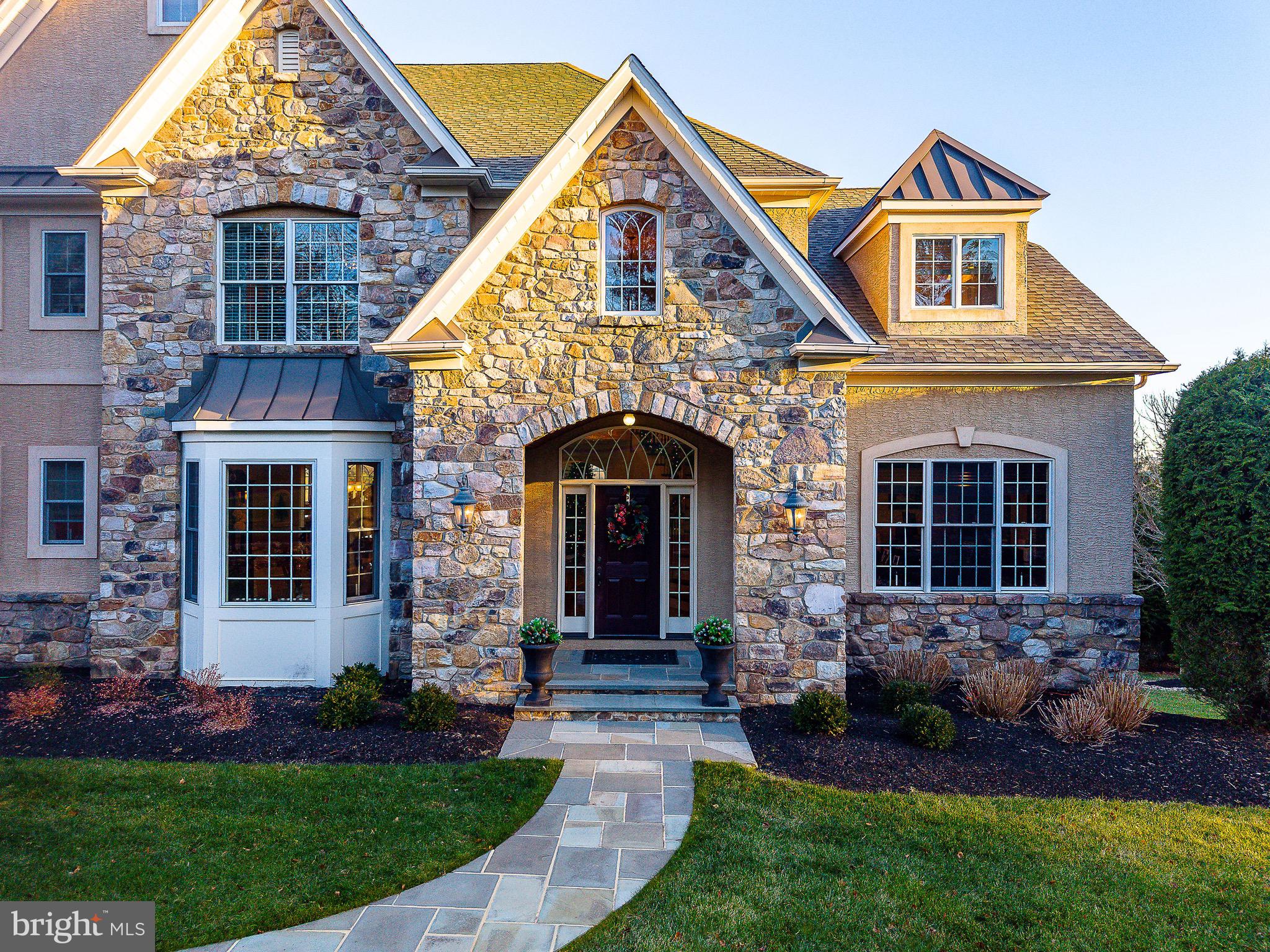 5829 RIDGEVIEW DRIVE