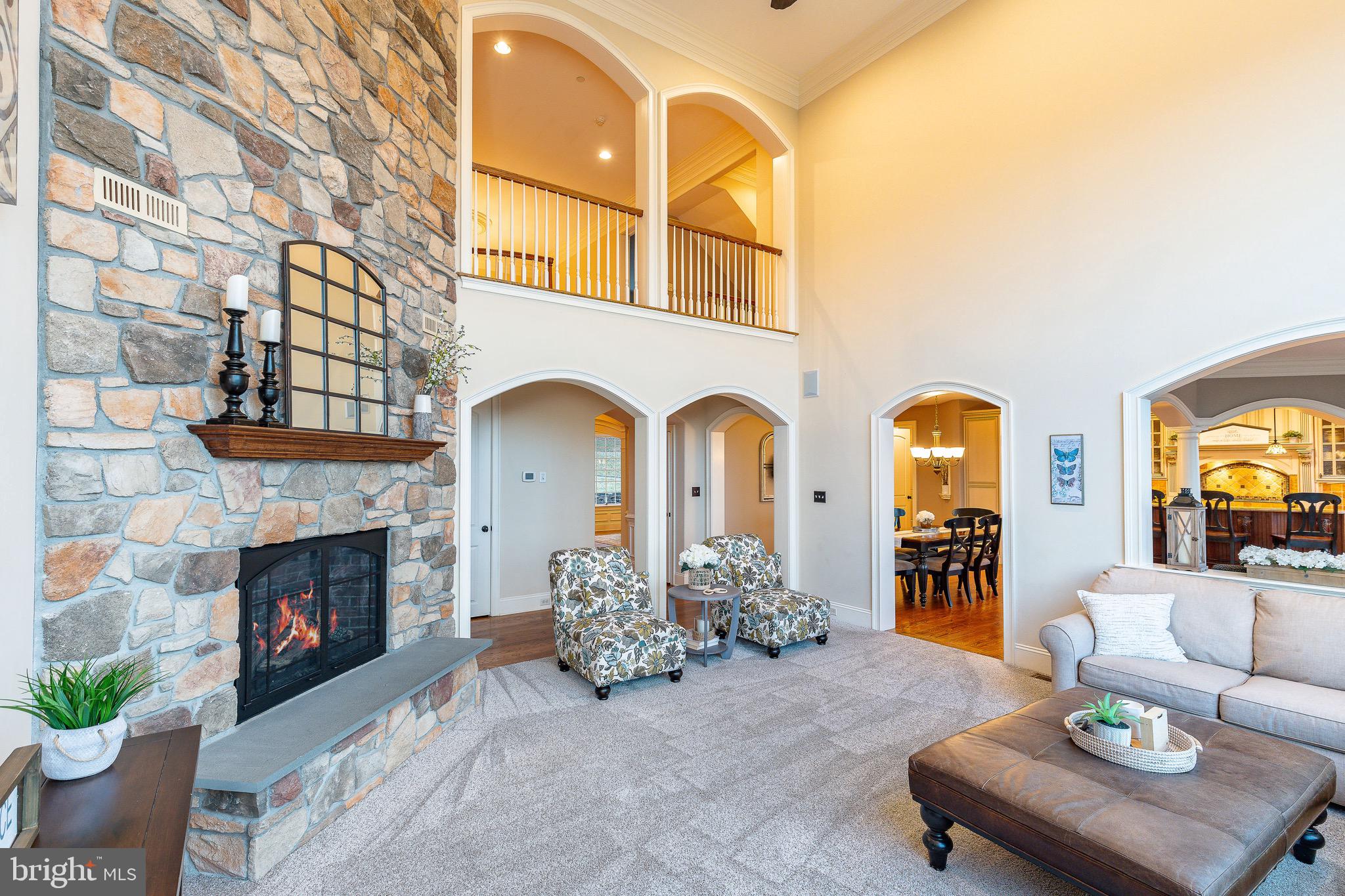 5829 RIDGEVIEW DRIVE