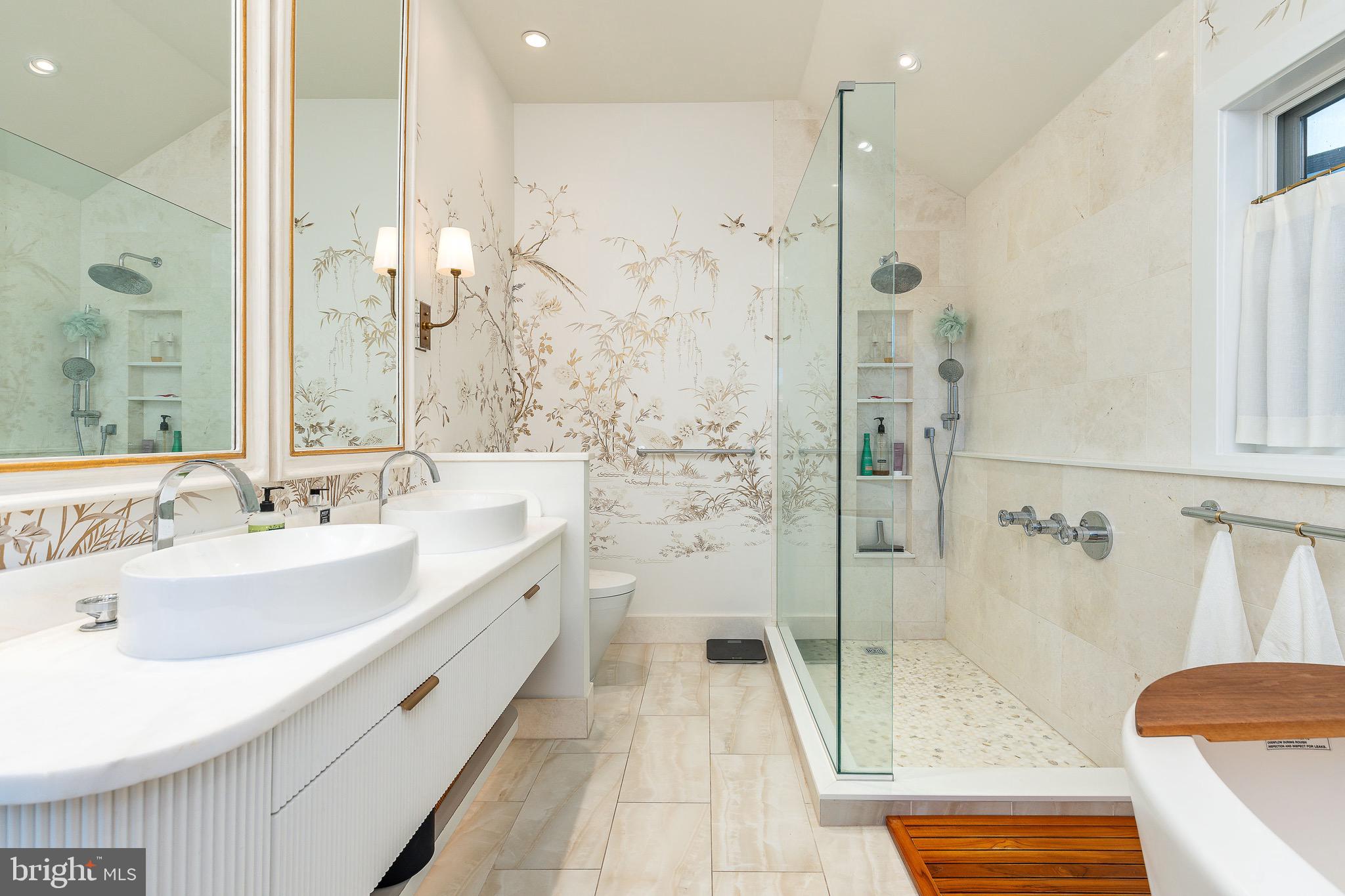 18 W MECHANIC STREET 4